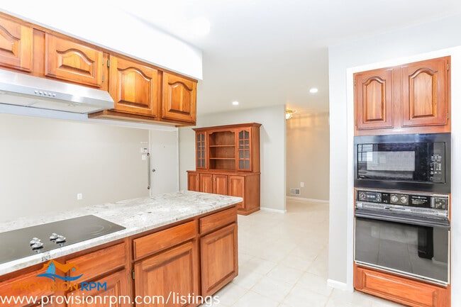 Building Photo - 861 Boatswain Way