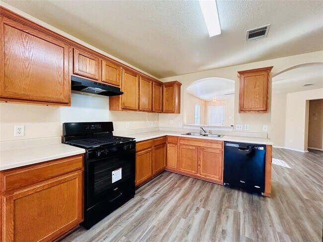 Building Photo - 1212 Sleepytime Trail