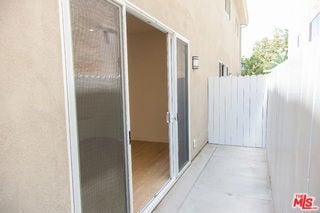 Building Photo - 508 Kings Rd