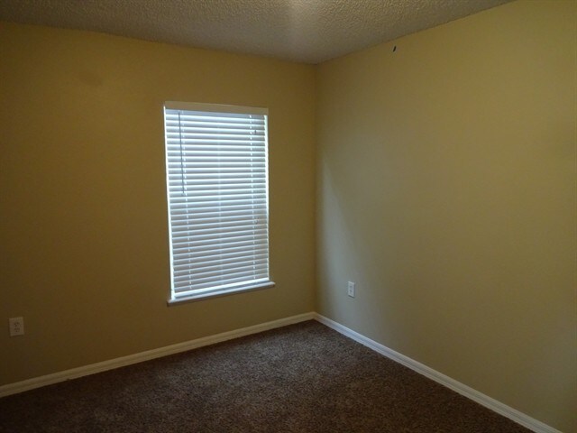 Building Photo - 7367 Wood Duck Rd