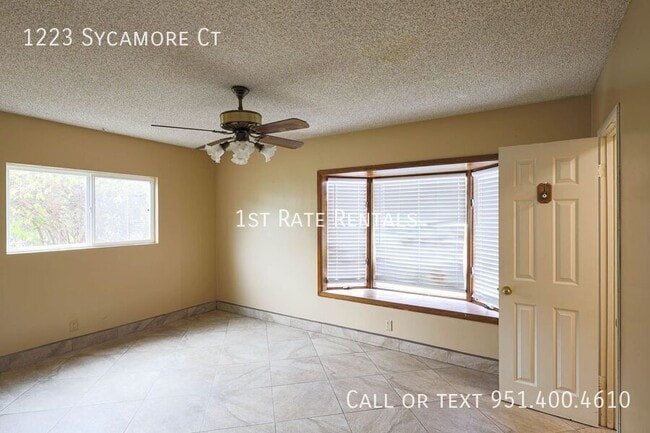 Building Photo - 1223 Sycamore Ct