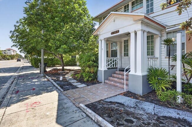 Building Photo - Cozy 1Bed/1Bath Rental in Lake Worth Beach