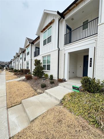 Building Photo - 563 Eiseley Dr