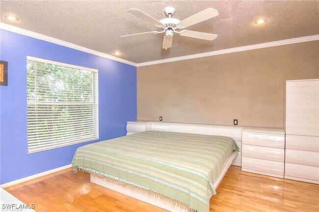 Building Photo - 613 Squire Cir