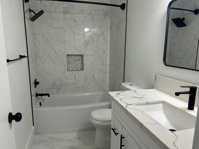 Building Photo - 139 Dayton Village Pkwy