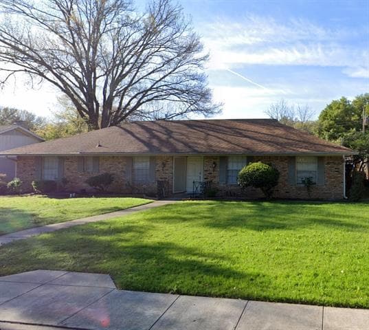 Primary Photo - 2626 Brookview Dr