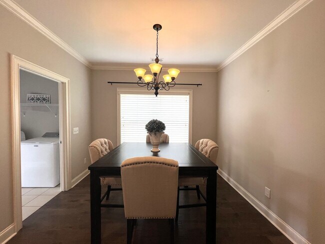 Building Photo - Pike Road Rental!!