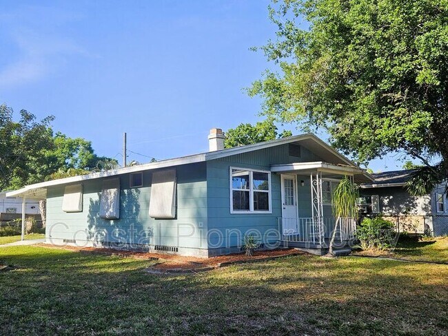 Building Photo - 501 25th Ave W