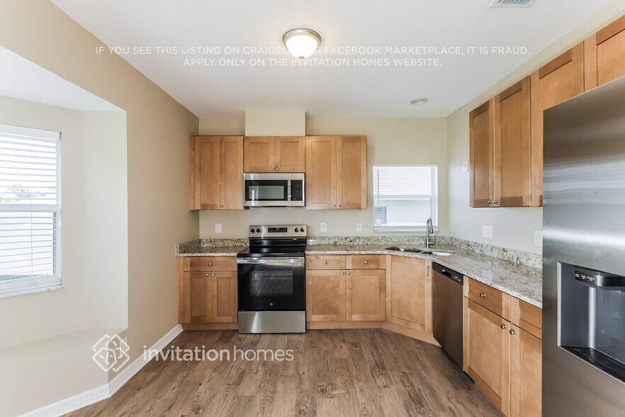 Building Photo - 36111 Shady Bluff Loop