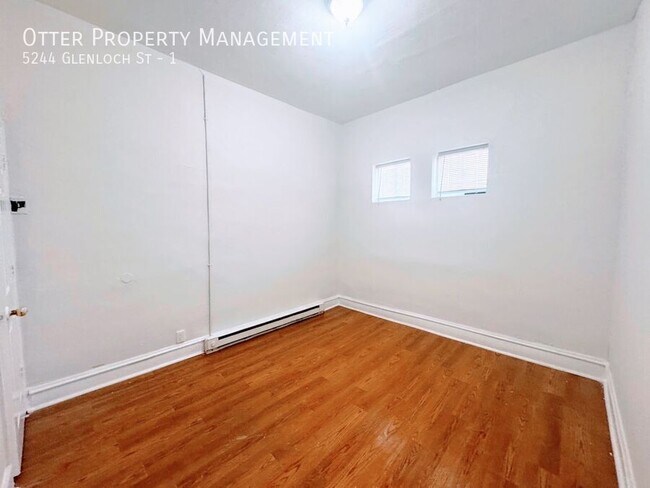 Building Photo - 5244 Glenloch St