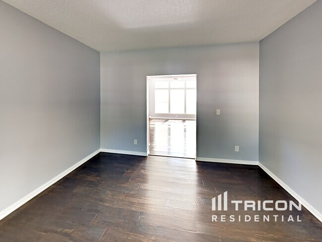 Building Photo - 2906 Laurel Wood Dr