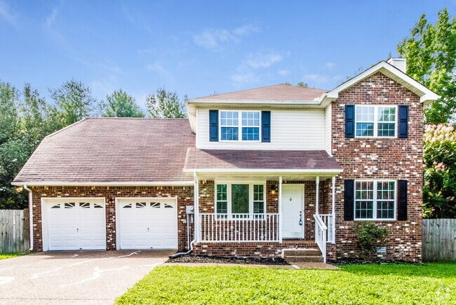 Building Photo - 607 Doral Pointe