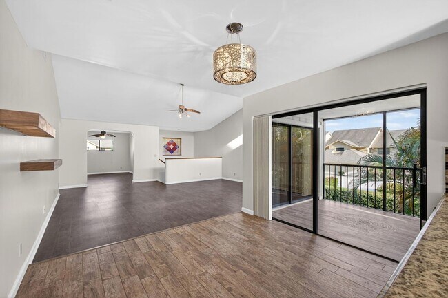 Building Photo - 17137 Waterbend Dr