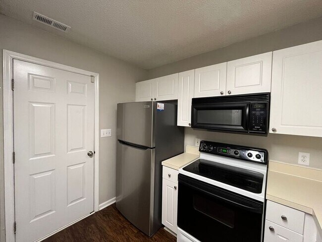 Building Photo - 5706 Osprey Cove Dr