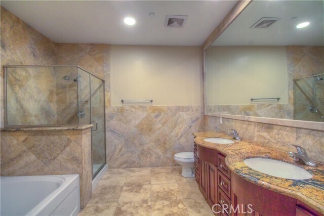 Building Photo - 4551 Coldwater Canyon Ave