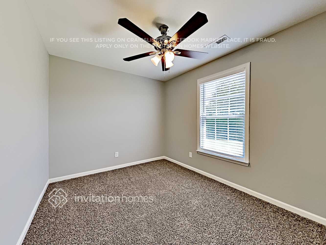 Building Photo - 350 Morning Dew Dr