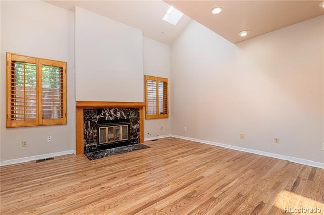 Building Photo - 541 Monroe St