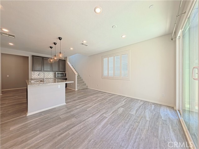 Building Photo - 5338 Mariner Ln