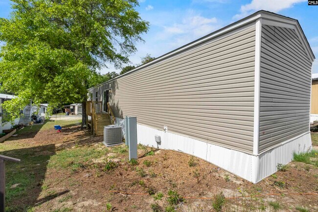 Building Photo - 600 Ermine Rd