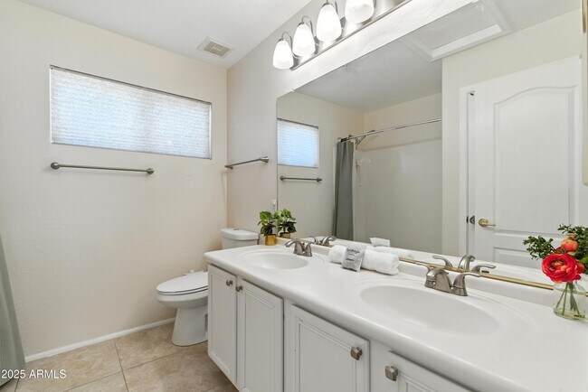 Building Photo - 8083 E Michelle Dr