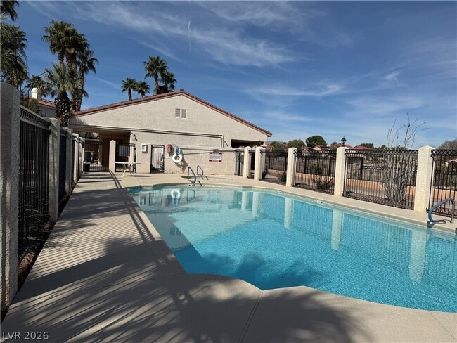 Building Photo - 8113 Spanish Peak Dr