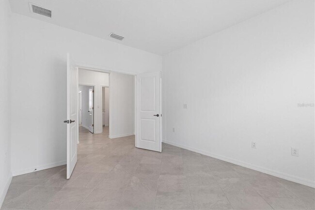 Building Photo - 19095 Cabernet Ct