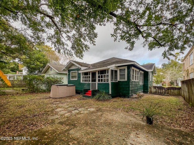 Building Photo - 2806 College St