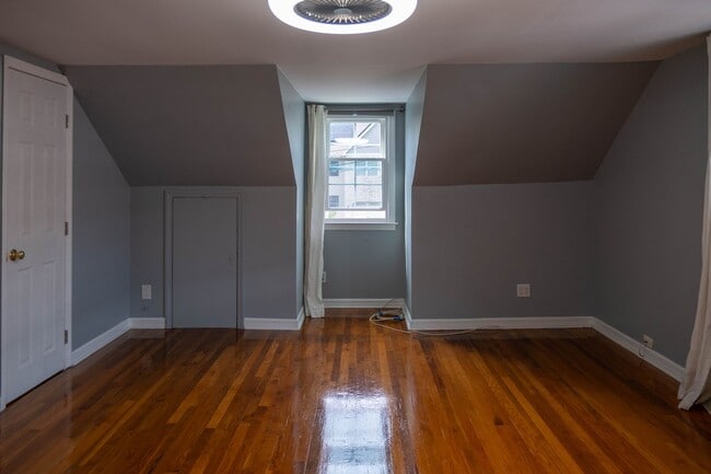Building Photo - Beautiful Four Bedroom Home