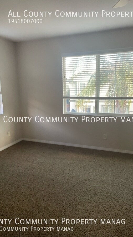 Building Photo - 40298 Hannah Way