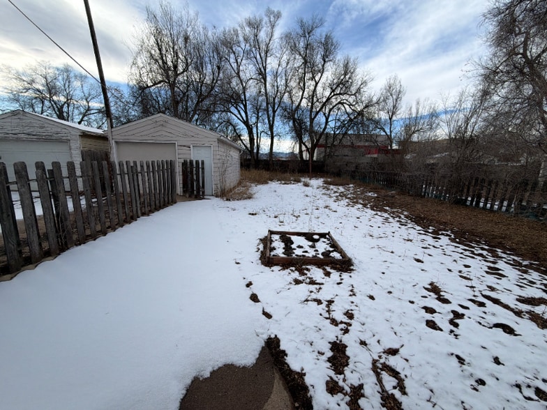 Building Photo - 1811 Remington St