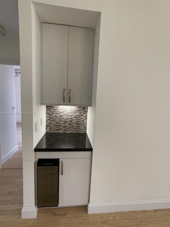 Building Photo - 16606 Greens Edge Cir