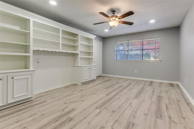 Building Photo - 5529 Tanbark Rd