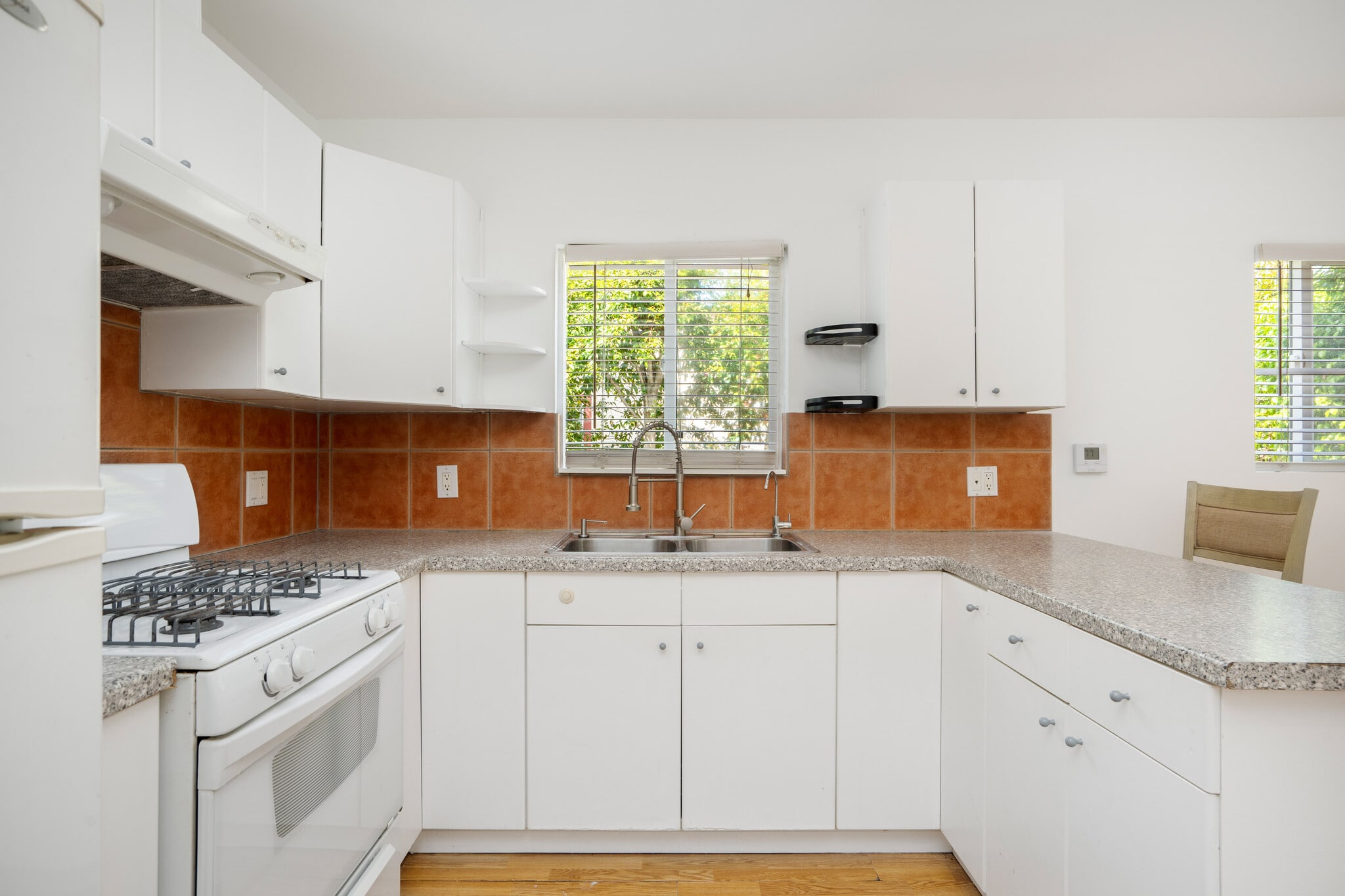 Building Photo - 1836 Euclid St