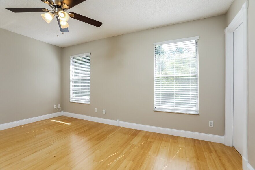 Building Photo - 3737 Valencia Grove Ln