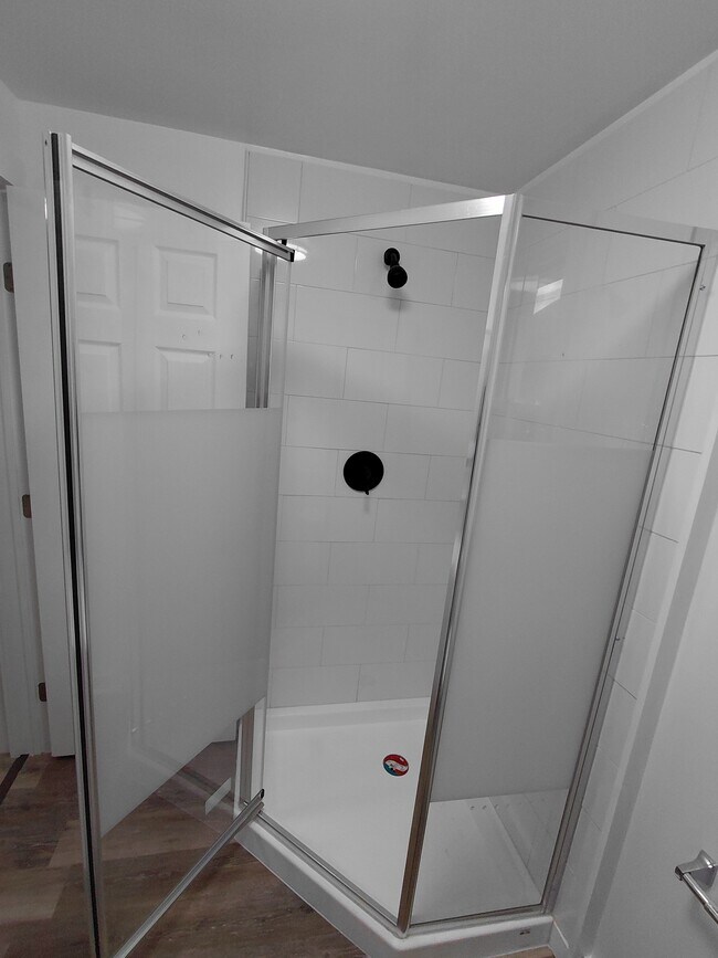 Building Photo - 163 Washington St