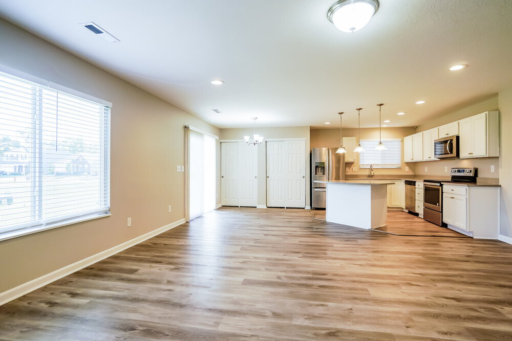 Building Photo - 7500 Willow Leaf Dr