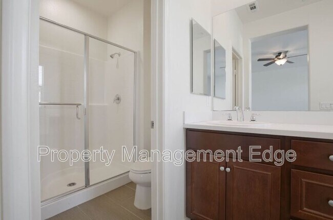 Building Photo - 40358 Calle Real