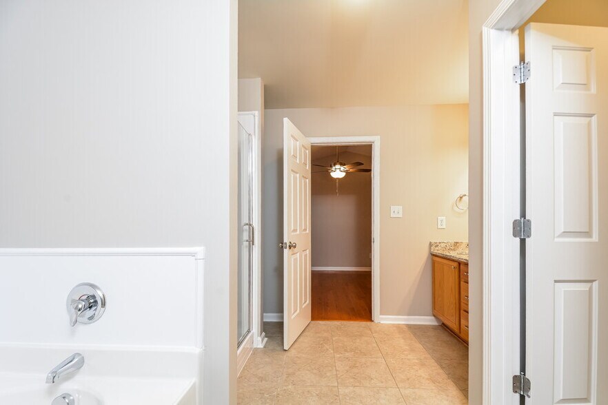 Building Photo - 2822 Filbert St