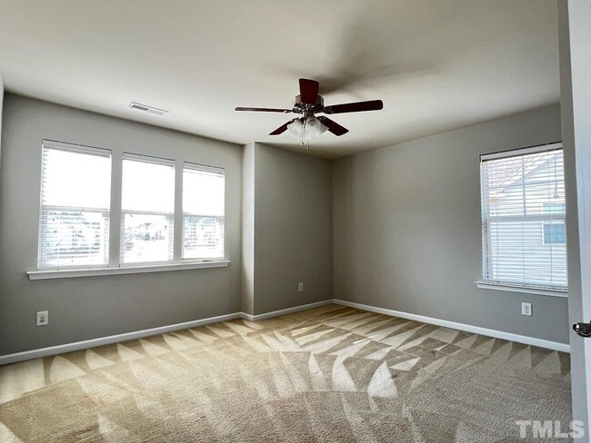 Building Photo - 4 Bedroom Single Family RDU RTP