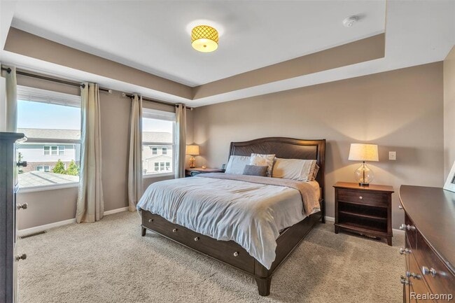 Building Photo - 15745 Diamante Dr