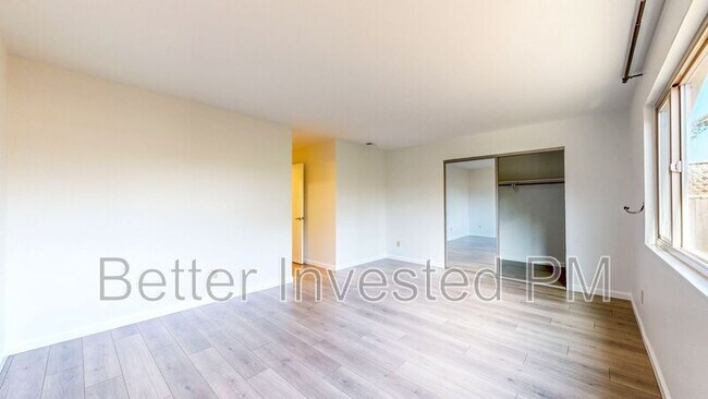 Building Photo - 1417 Gregory Ct