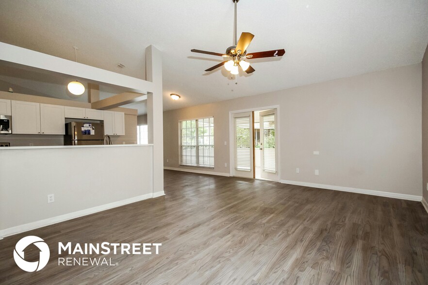 Building Photo - 15313 Heathridge Dr