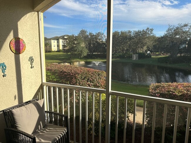 Building Photo - 2 Bedroom Condo For Rent in Kissimmee in L...