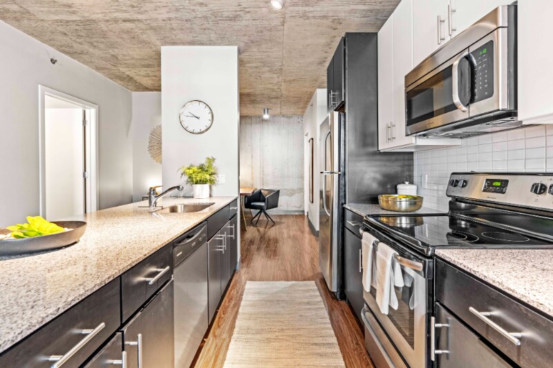 Building Photo - 600 W Jackson Blvd