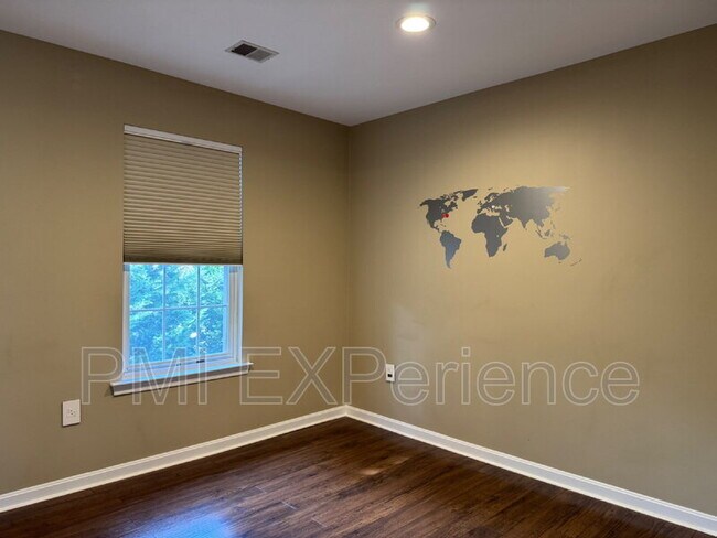 Building Photo - 9203 Sandy Creek Rd