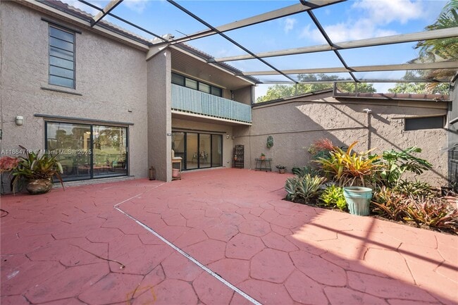 Building Photo - 1709 St Andrews Rd