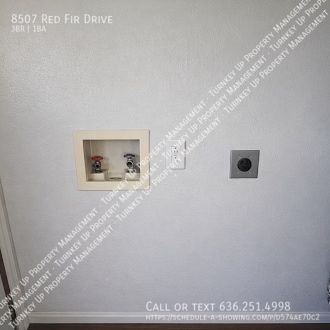 Building Photo - 8507 Red Fir Dr