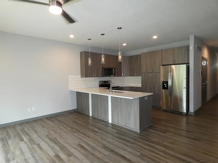 Building Photo - 7615 N Mercier Ct