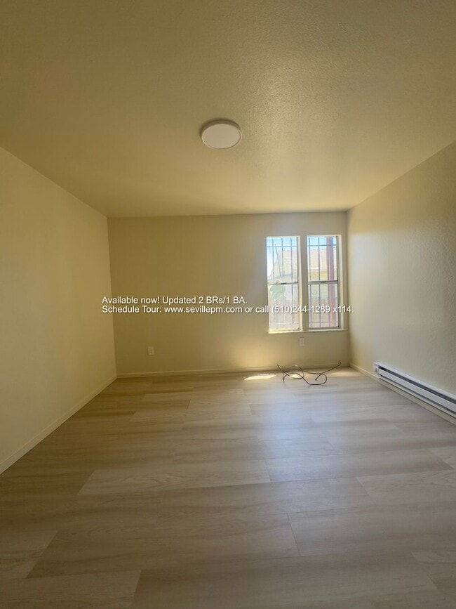Building Photo - 5438 Holland St