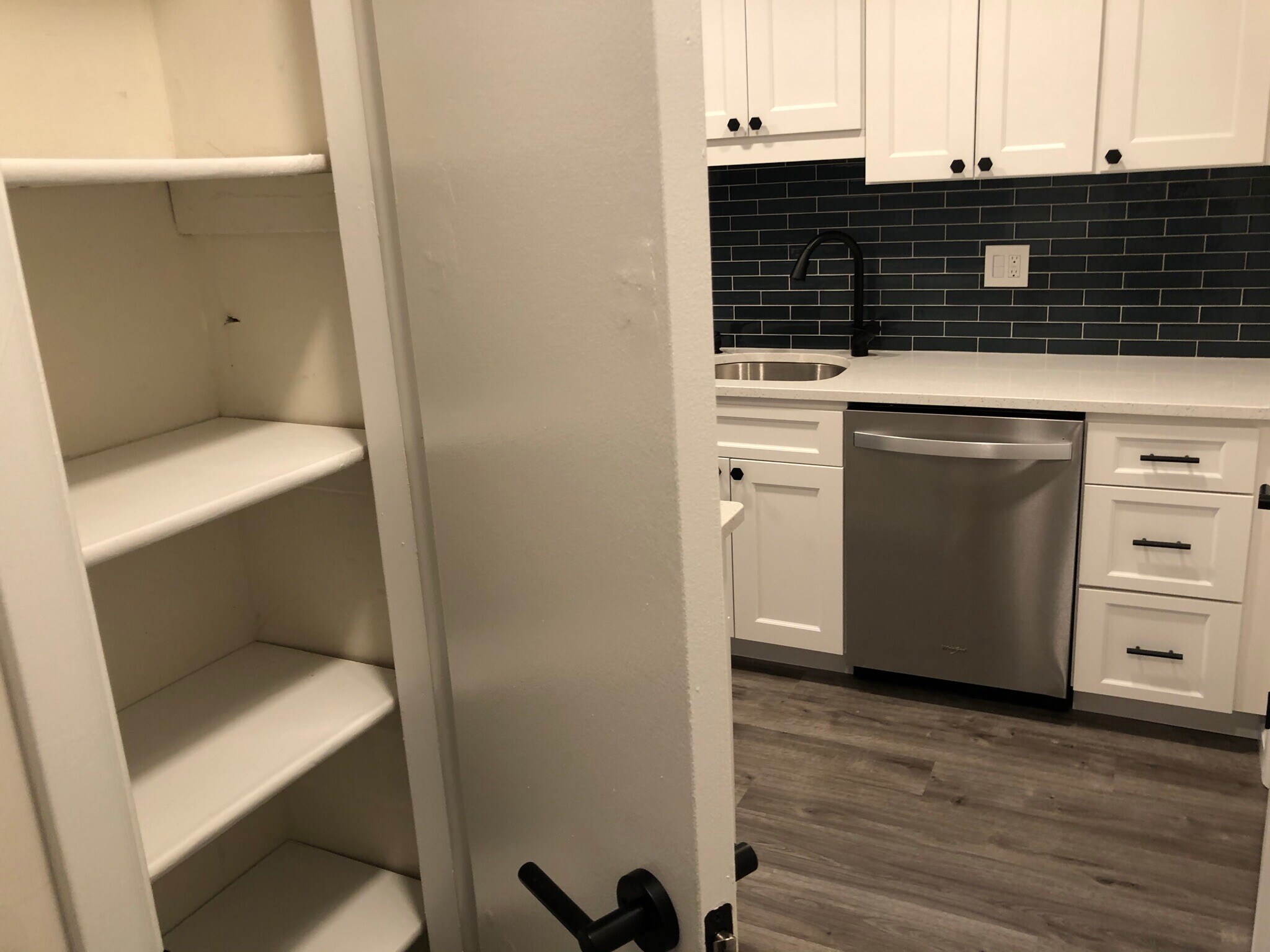 Pantry 1 - 605A Cypress Point Cir